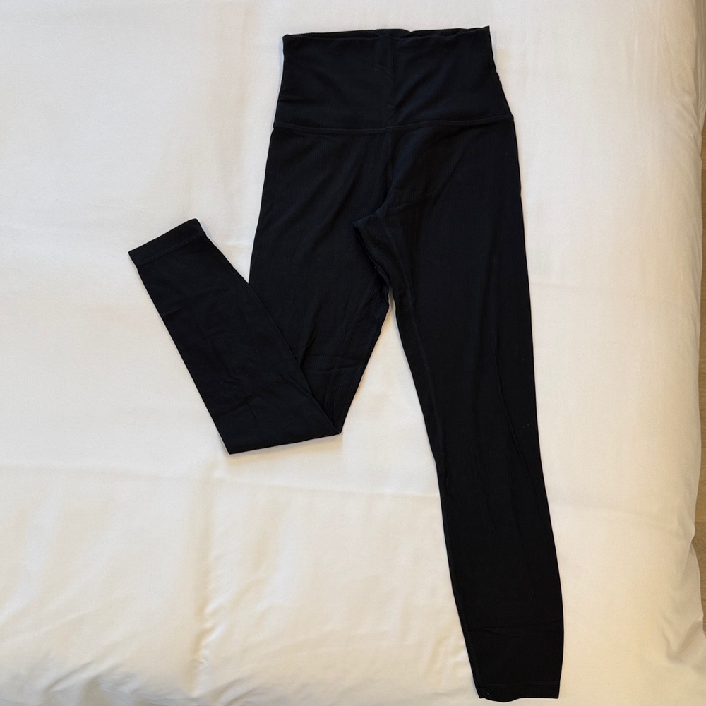 Lululemon SZ 4 - 25” RIBBED Black High-Waist Seamless Leggings